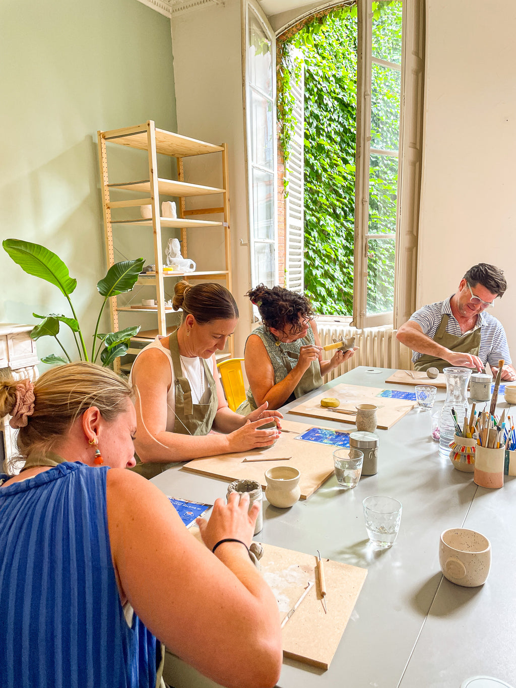 HAND MOLDING AND PAINTING 